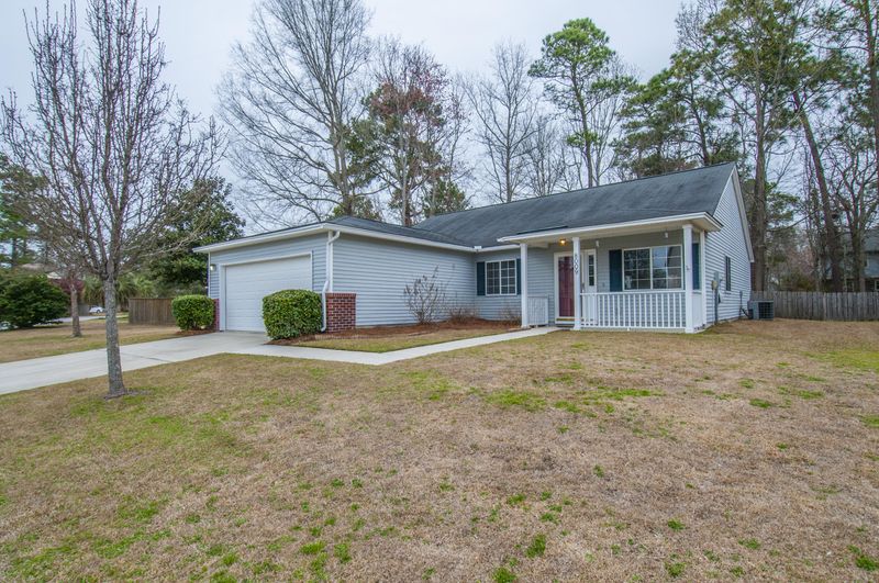 8009 Old London Rd, North Charleston, SC 29406