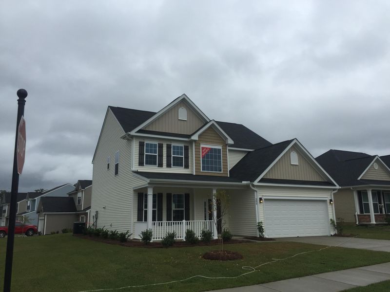 200 Urbano Ln, Goose Creek, SC 29445
