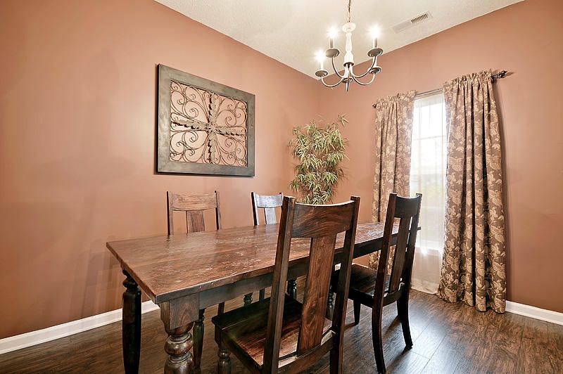 330 Seneca River Dr, Summerville, SC 29485