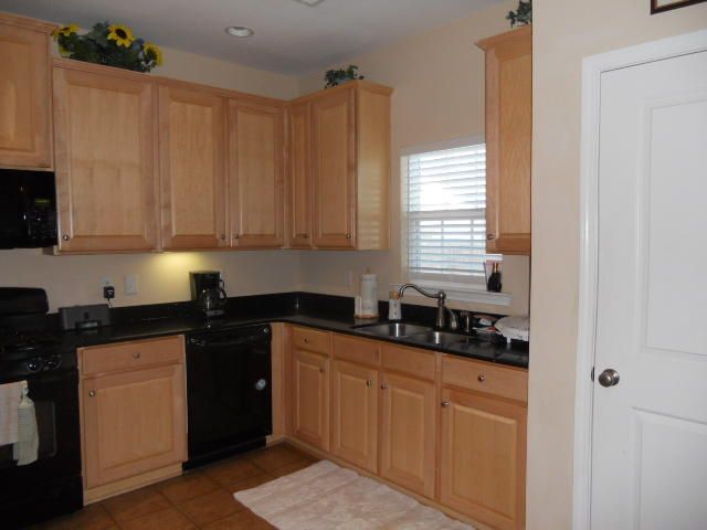 144 Mayfield Dr, Goose Creek, SC 29445
