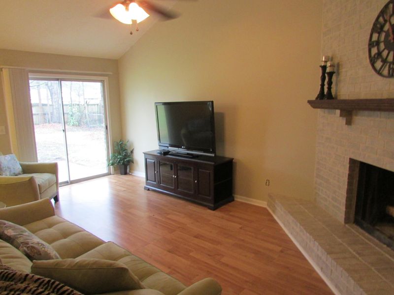 104 Mcduffie Ct, Summerville, SC 29483