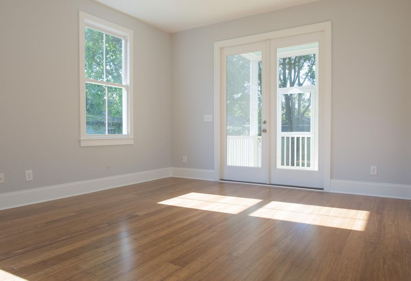 24 Pearl Ave, Mount Pleasant, SC 29464