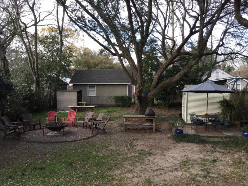 6 Lyttleton St, Charleston, SC 29407
