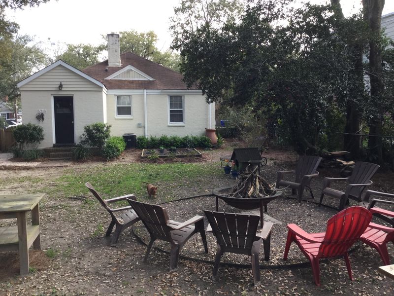 6 Lyttleton St, Charleston, SC 29407