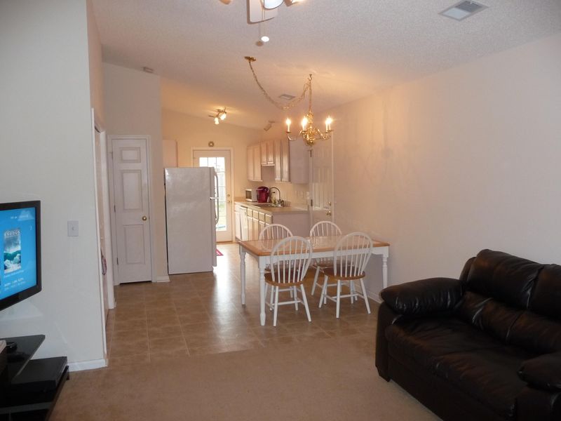 408 Jamestown Dr, Summerville, SC 29483