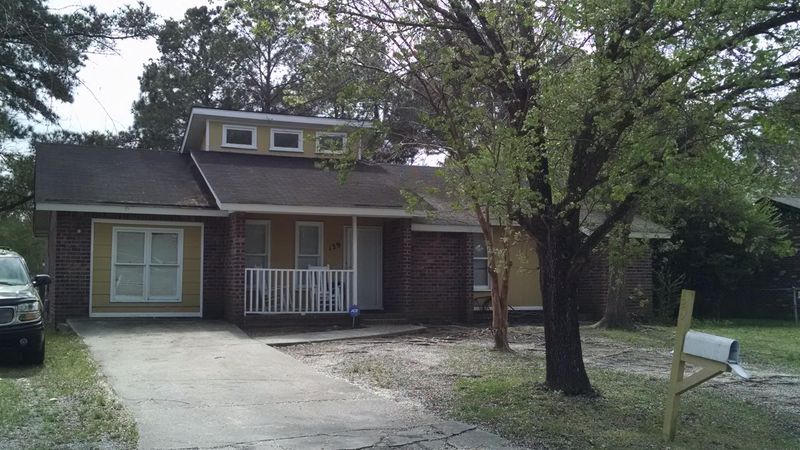 129 Pawley Dr, Summerville, SC 29483
