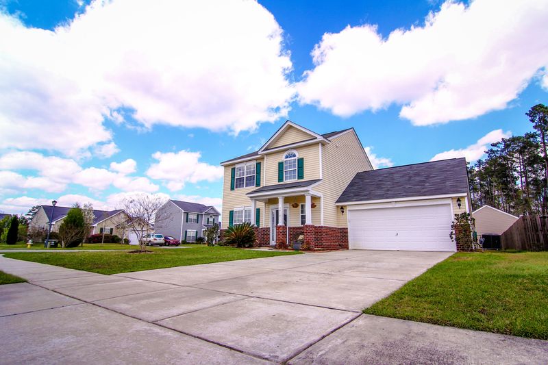 3418 Middlesboro Ave, Ladson, SC 29485