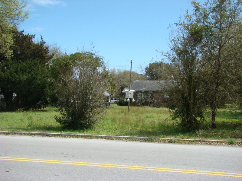 2002 I'on Ave, Sullivans Island, SC 29482