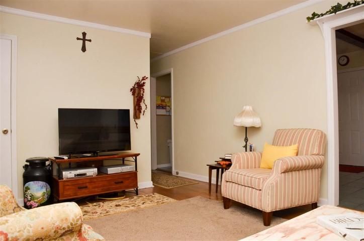 216 Vine St, Goose Creek, SC 29445