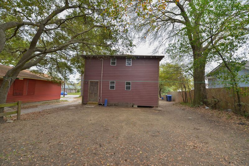 1828 Leland St, North Charleston, SC 29405