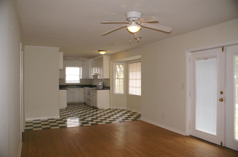 35 Rice Dr, Charleston, SC 29407