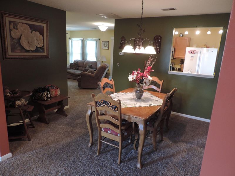 304 Aberdeen Cir, Summerville, SC 29483