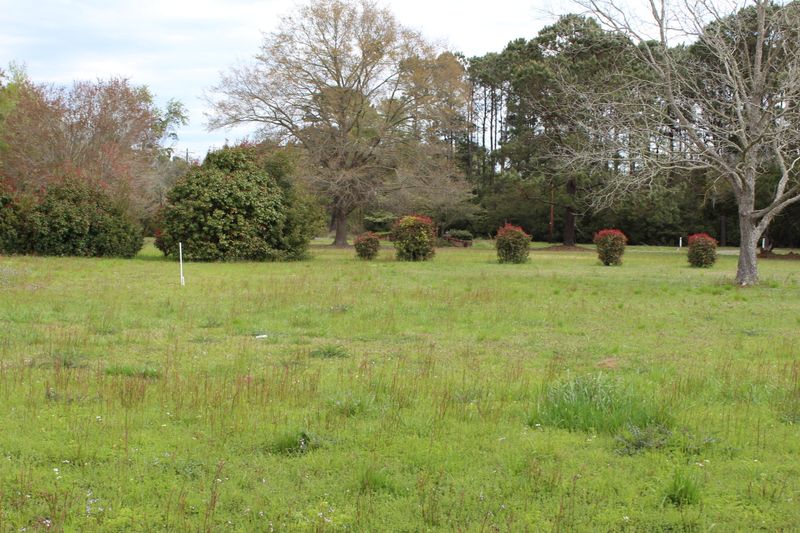 661 Highway 174, Edisto Island, SC 29438