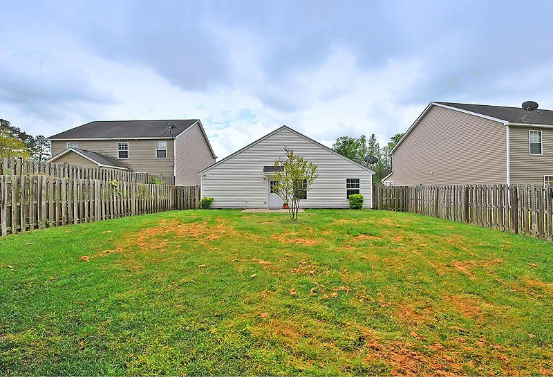 102 Sun Valley Ct, Summerville, SC 29483