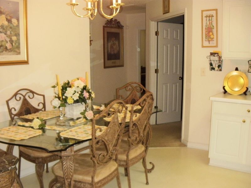 1202 Jeanna St, Summerville, SC 29483