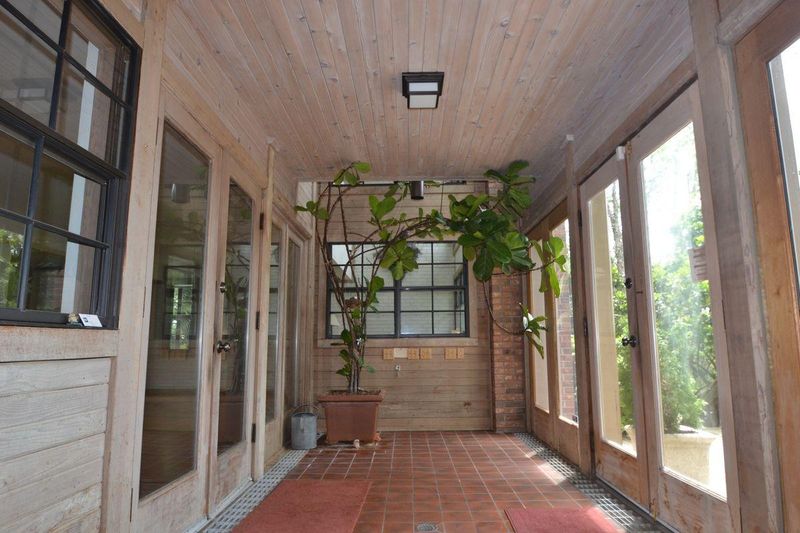 16 Tranquil Dr, Charleston, SC 29407