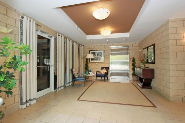 200 River Landing Dr #H-109, Charleston, SC 29492