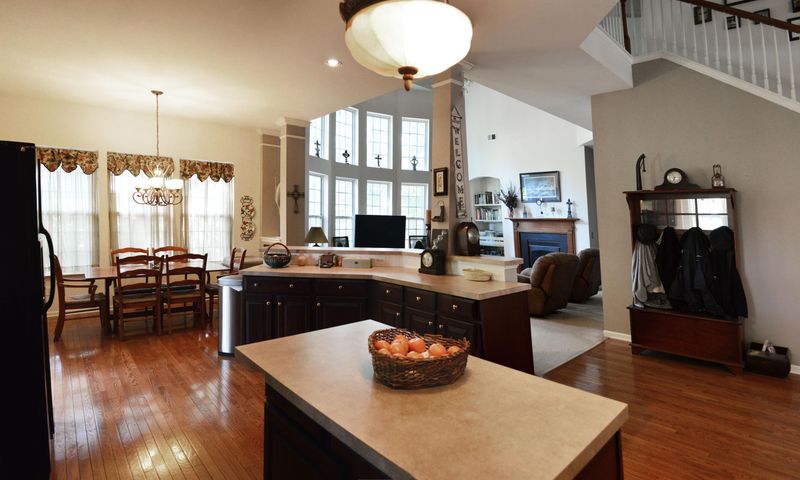 2004 Izard Ct, Charleston, SC 29414