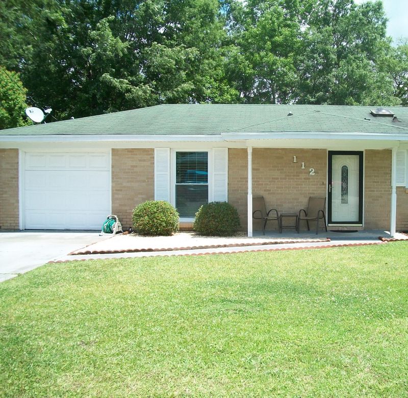 112 Clarine Dr, Goose Creek, SC 29445