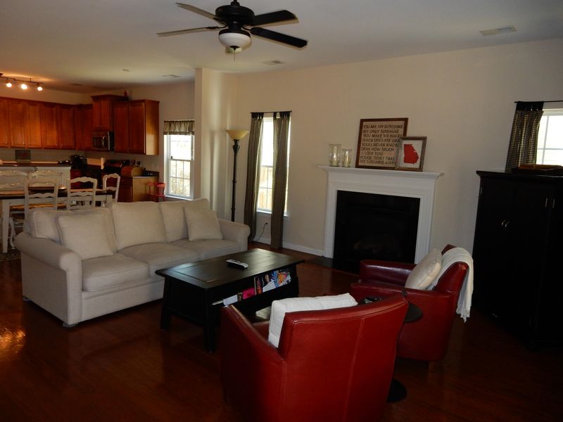 210 Nelliefield Creek Dr, Charleston, SC 29492