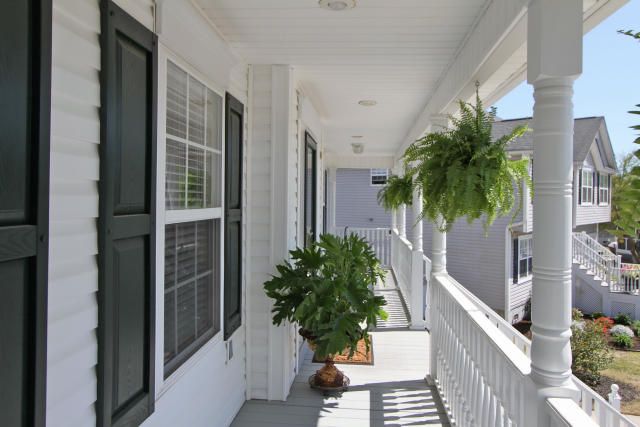 958 Clearspring Dr, Charleston, SC 29412