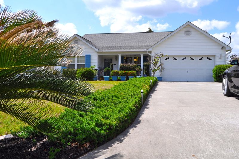 9895 Levenshall Dr, Ladson, SC 29456