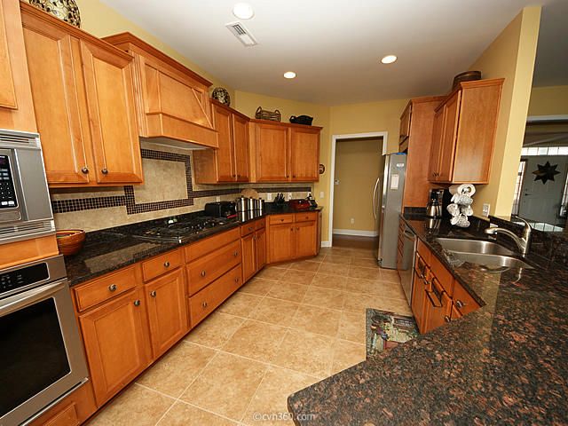 208 She Crab Ct, Summerville, SC 29483