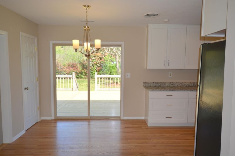 1044 Leeward Ave, Charleston, SC 29412
