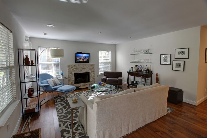 3581 Walkers Ferry Ln, Johns Island, SC 29455