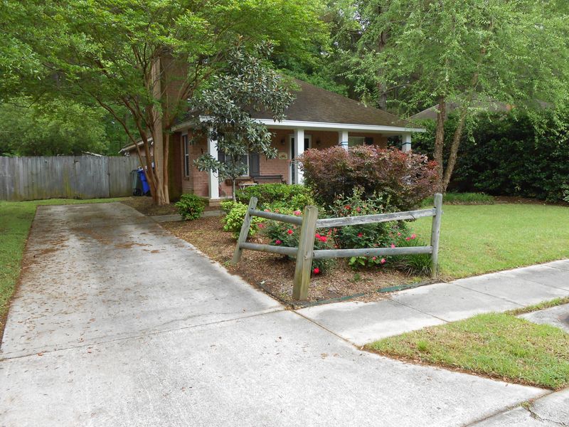 1014 Stono River Dr, Charleston, SC 29412