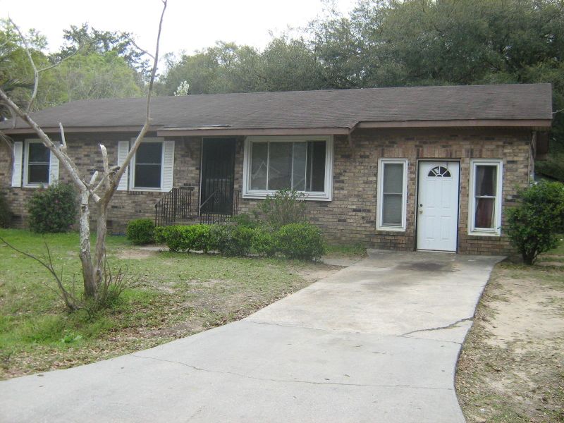 1539 Seacroft Dr, James Island, SC 29412