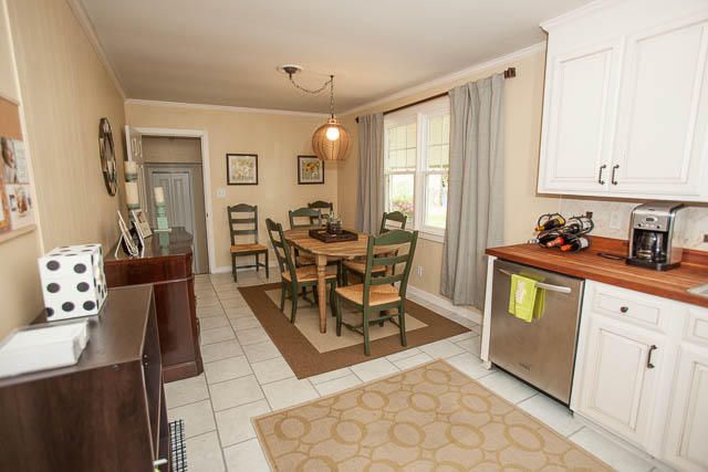 1052 Windward Rd, James Island, SC 29412