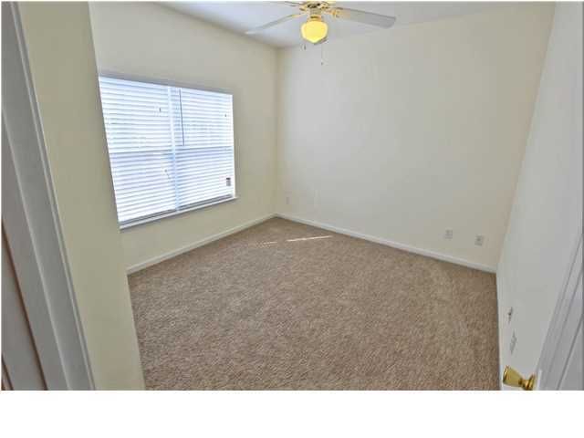 4107 Perrine St, Charleston, SC 29414