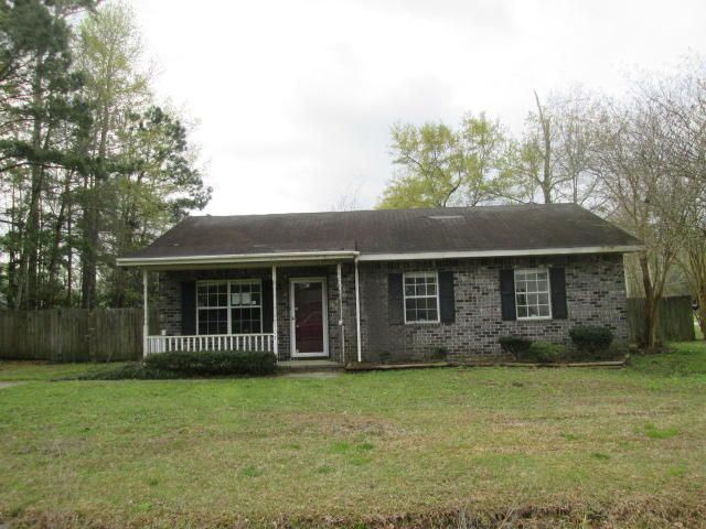 507 Division St, Moncks Corner, SC 29461