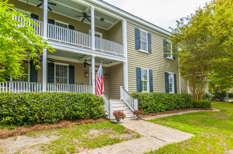 78 Sowell St, Mount Pleasant, SC 29464