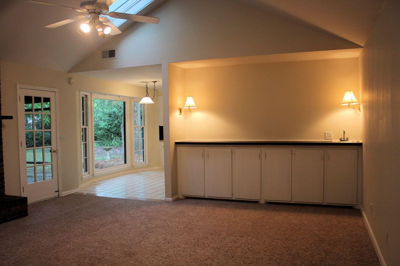 1036 Governors Rd, Mount Pleasant, SC 29464