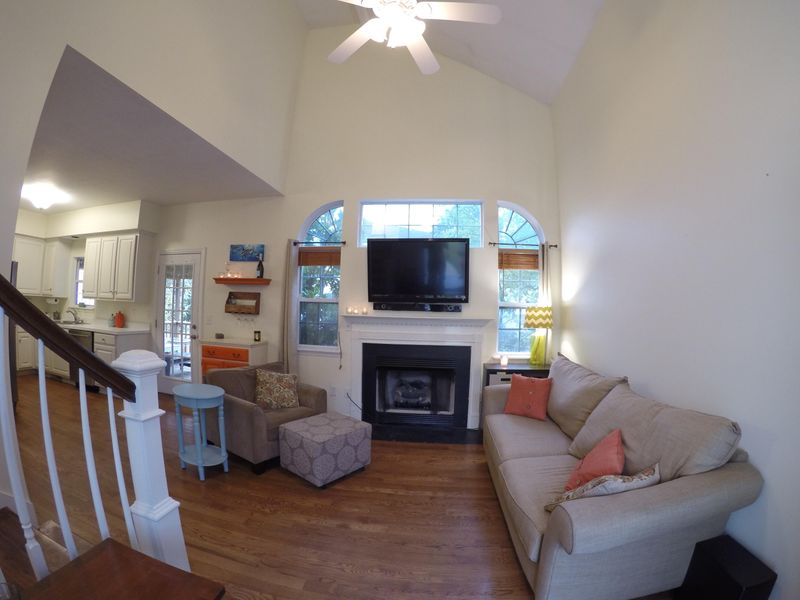 813 Harbor Place Dr, Charleston, SC 29412
