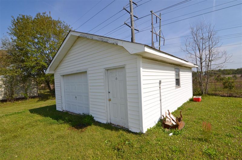 5318 Marilyn Dr, North Charleston, SC 29418