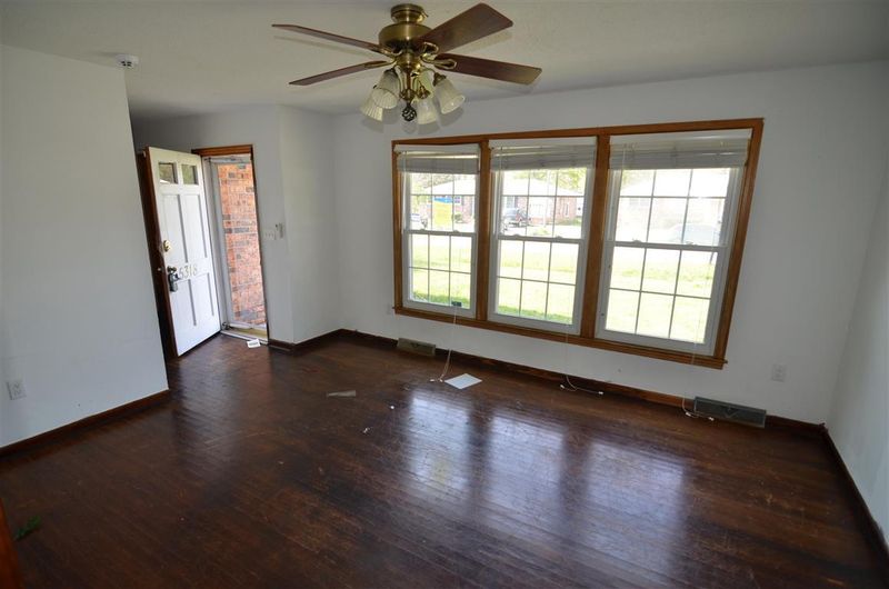 5318 Marilyn Dr, North Charleston, SC 29418