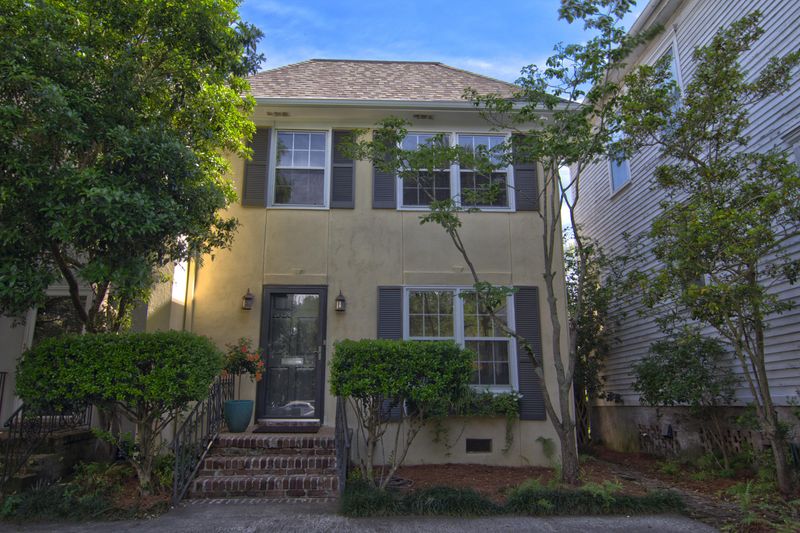 7 Bennett St, Charleston, SC 29401