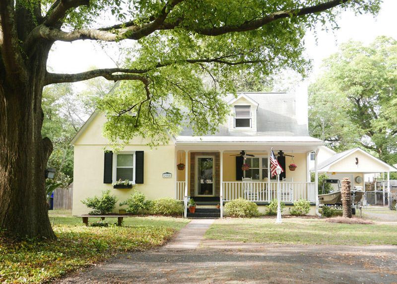 2058 Edisto Ave, Charleston, SC 29412