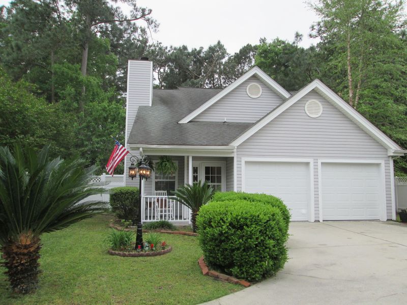 105 Palm Ct, Summerville, SC 29483