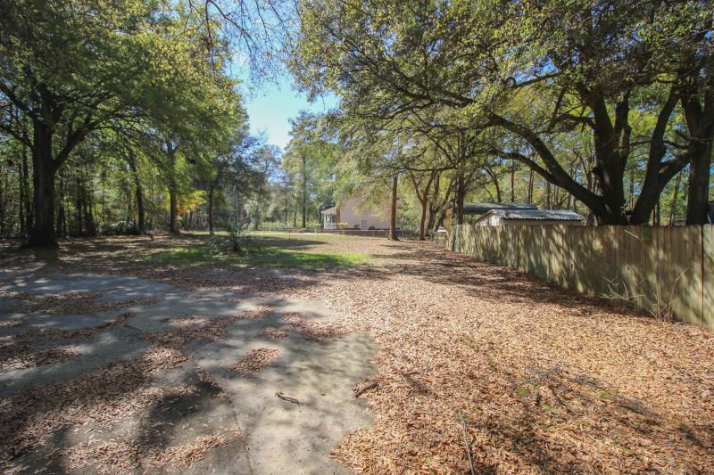 1429 Fort Johnson Rd, Charleston, SC 29412