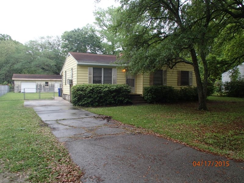 7650 Lady St, North Charleston, SC 29420
