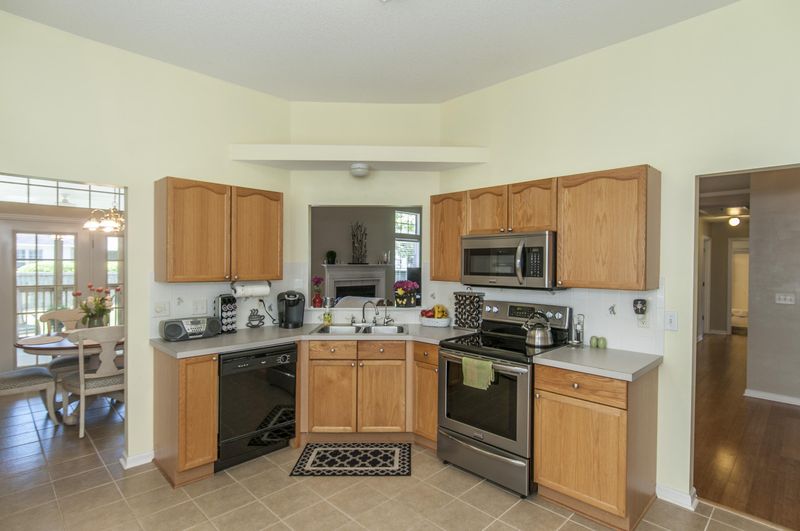 1446 Caldwell Ct, Mount Pleasant, SC 29466