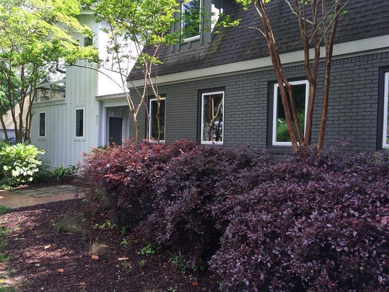 611 E Hobcaw Dr, Mount Pleasant, SC 29464