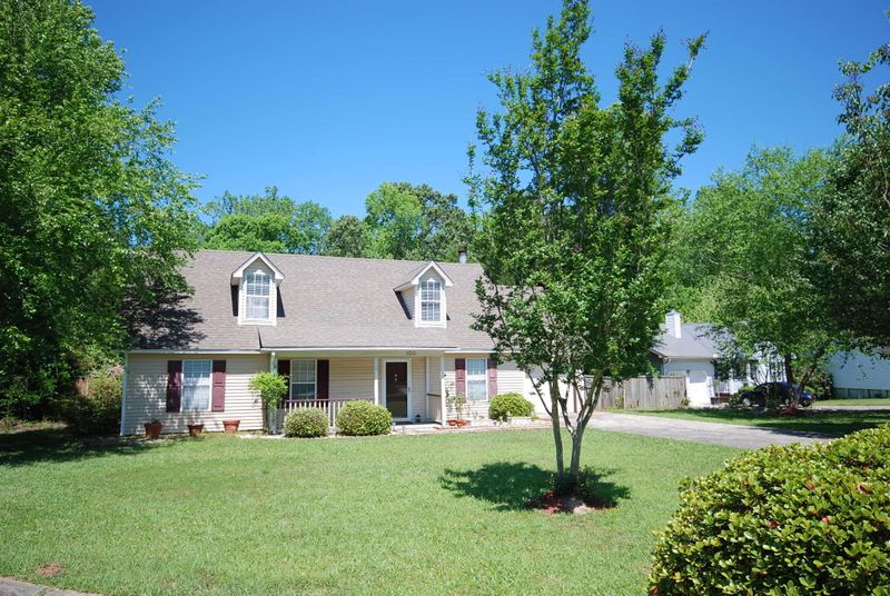 100 Bonita Ct, Summerville, SC 29485