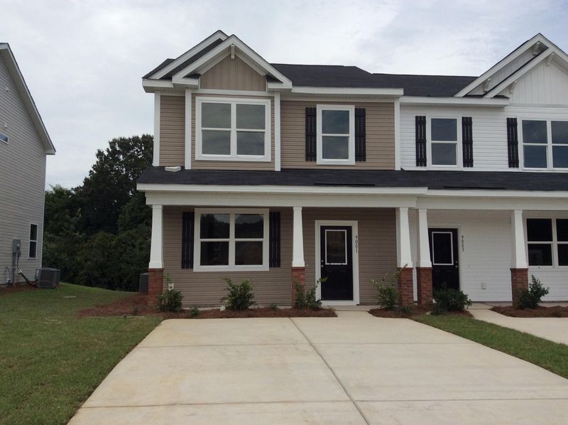 9081 Parlor Dr, Ladson, SC 29456