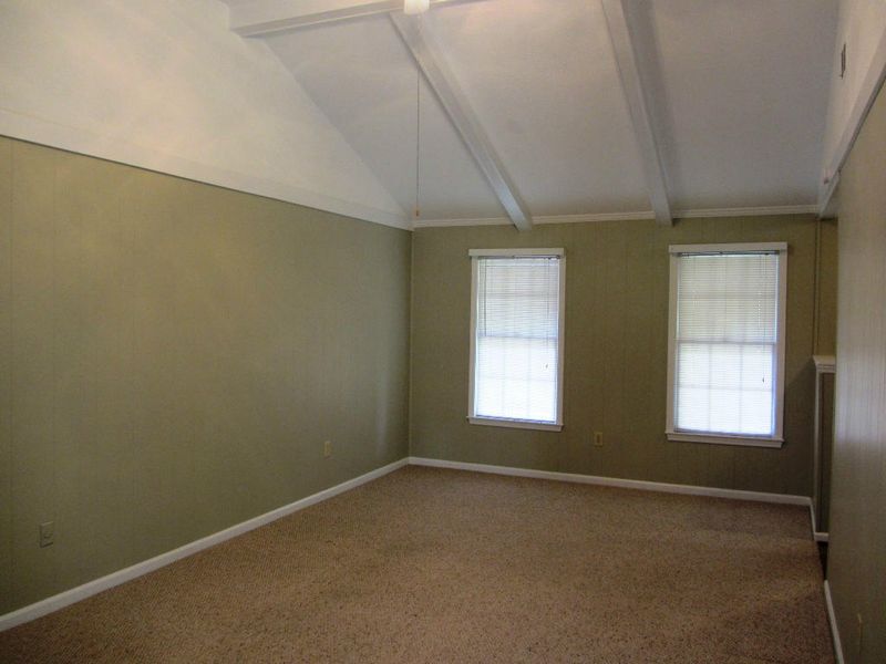 1225 Hampton Dr, Summerville, SC 29483