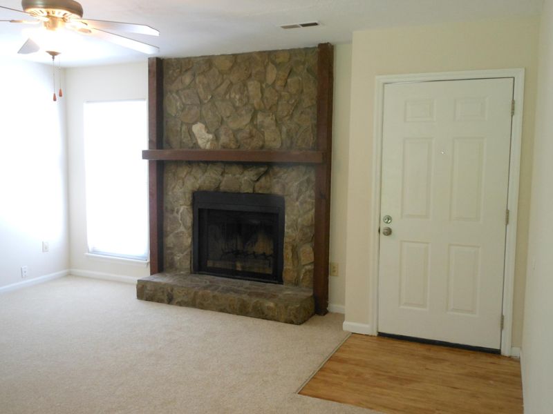 100 Iron Rd, Summerville, SC 29483